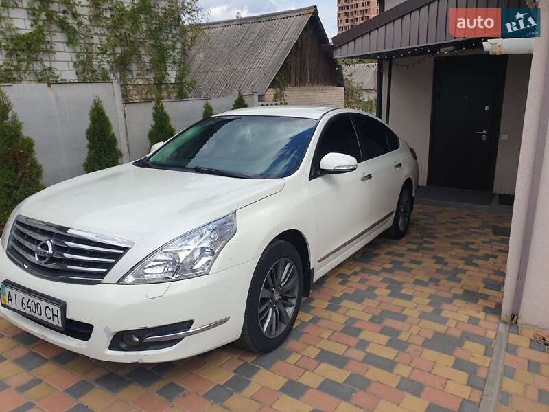 Седан Nissan Teana 2013 в Вишгороді