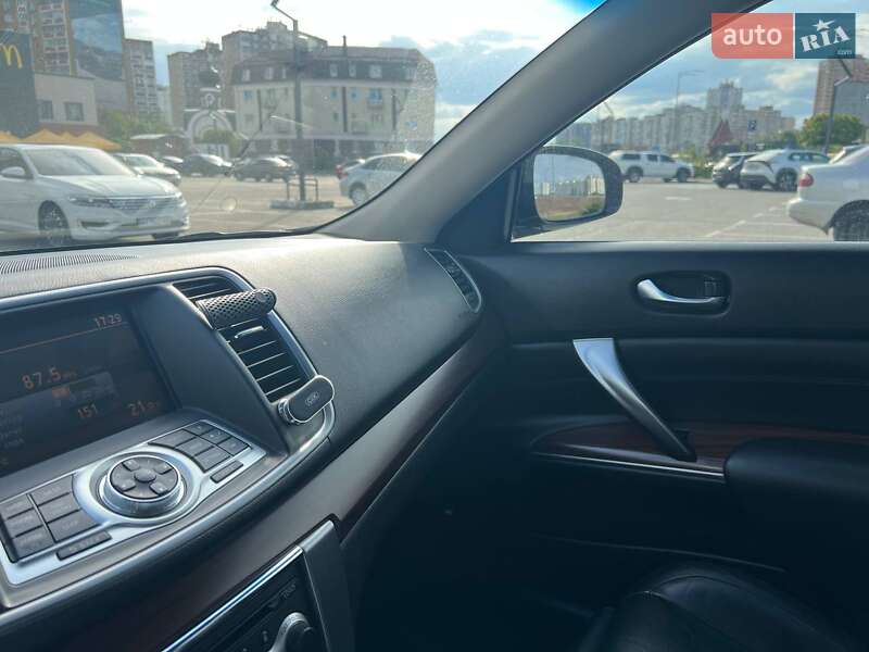 Седан Nissan Teana 2011 в Киеве