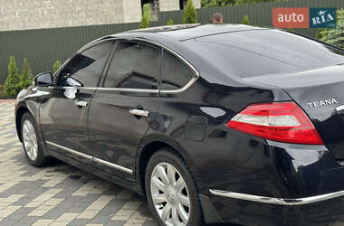 Седан Nissan Teana 2012 в 