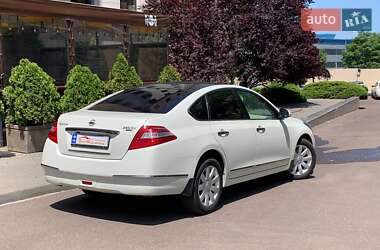 Седан Nissan Teana 2008 в 