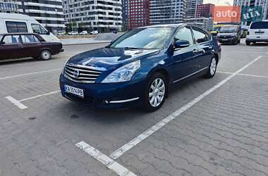 Седан Nissan Teana 2008 в Киеве