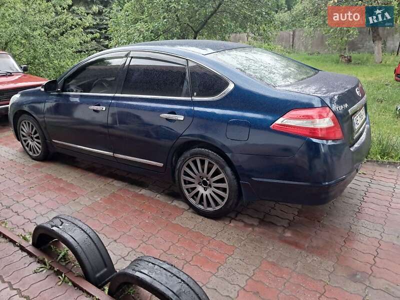 Седан Nissan Teana 2008 в Днепре