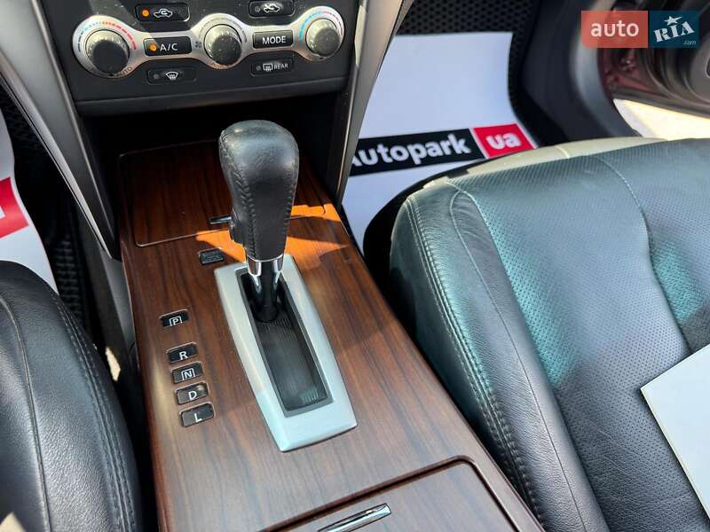 Седан Nissan Teana 2010 в Запоріжжі