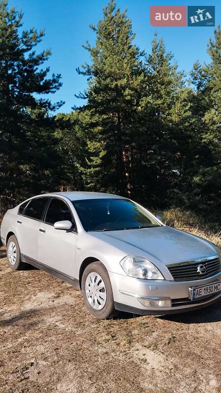 Седан Nissan Teana 2006 в Днепре