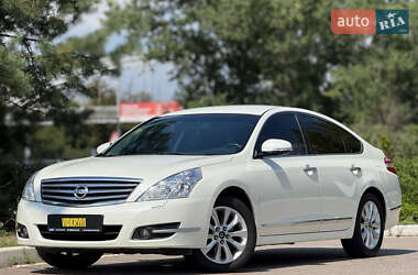 Седан Nissan Teana 2012 в Києві