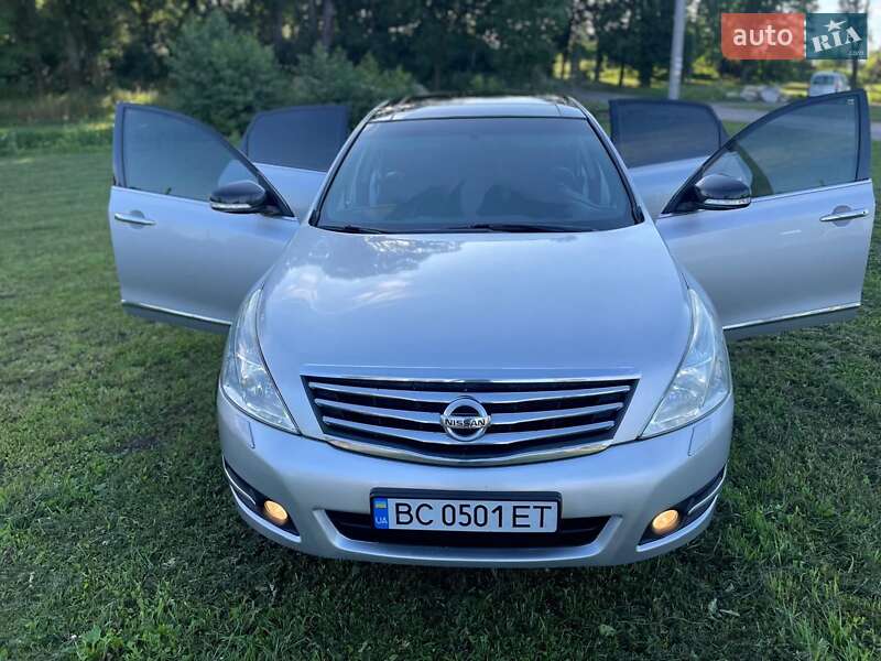 Седан Nissan Teana 2008 в Львові