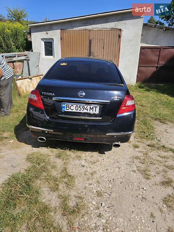 Седан Nissan Teana 2008 в Львові