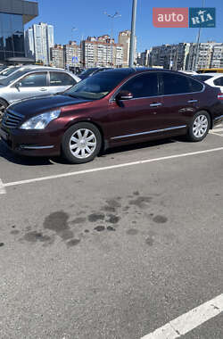 Седан Nissan Teana 2008 в Киеве