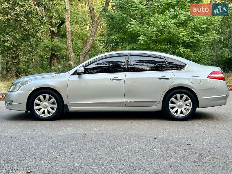 Седан Nissan Teana 2008 в Одессе