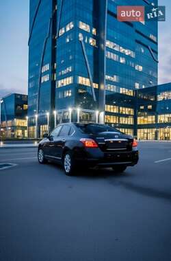 Седан Nissan Teana 2011 в 
