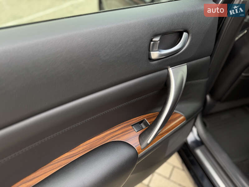 Седан Nissan Teana 2010 в Луцке фото 47 Седан Nissan Teana 2010 в Луцке