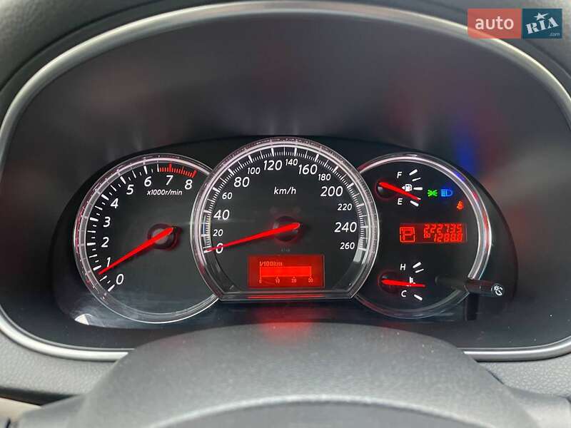 Седан Nissan Teana 2010 в Киеве фото 16 Седан Nissan Teana 2010 в Киеве