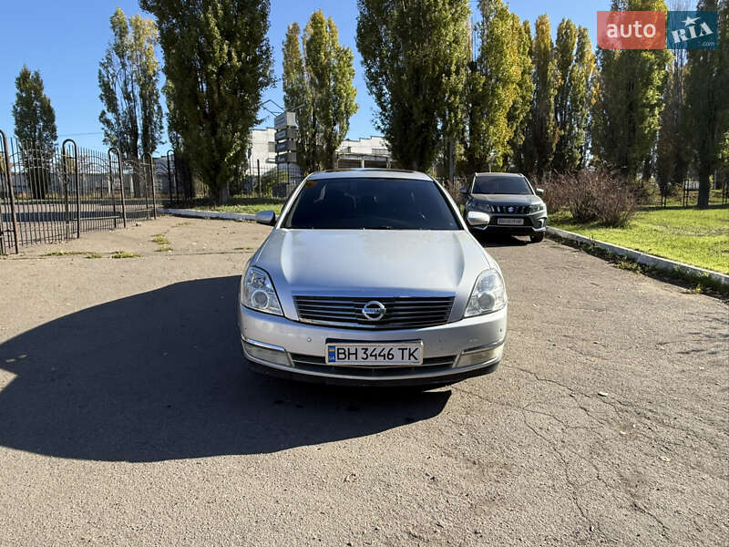 Седан Nissan Teana 2006 в Черноморске