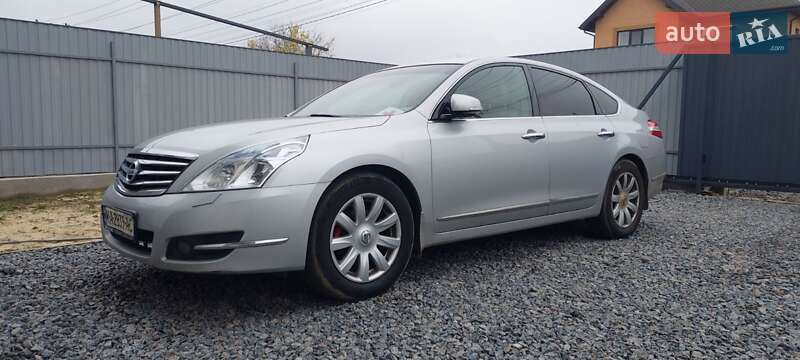 Седан Nissan Teana 2008 в Киеве