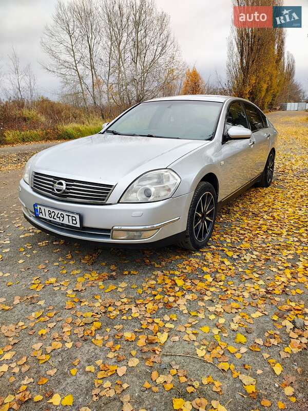 Седан Nissan Teana 2006 в Киеве