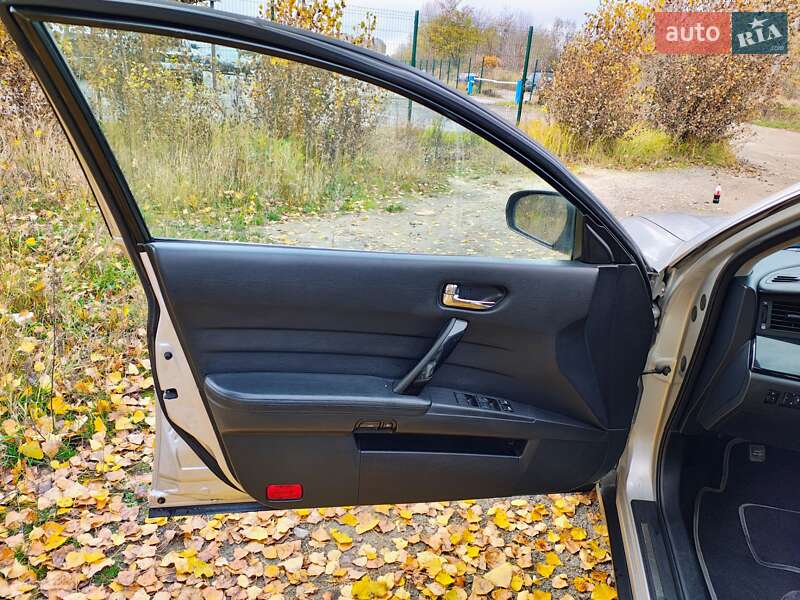 Седан Nissan Teana 2006 в Киеве