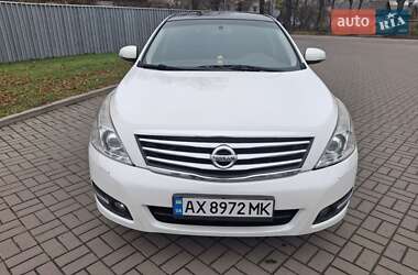 Седан Nissan Teana 2011 в Житомире