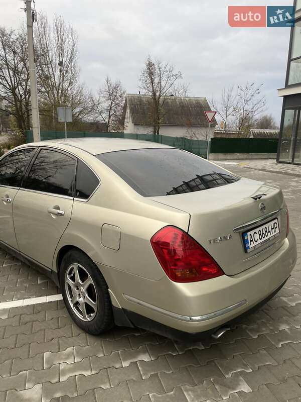 Седан Nissan Teana 2007 в Вараші