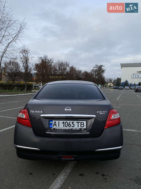Седан Nissan Teana 2008 в Броварах