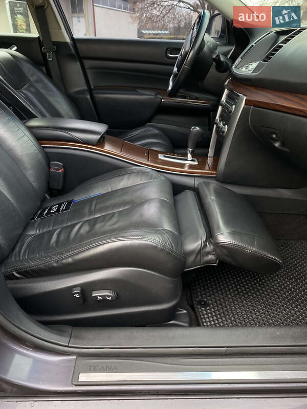 Седан Nissan Teana 2008 в Броварах