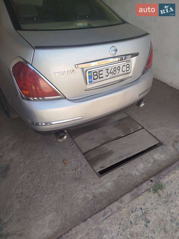 Седан Nissan Teana 2006 в Вознесенске