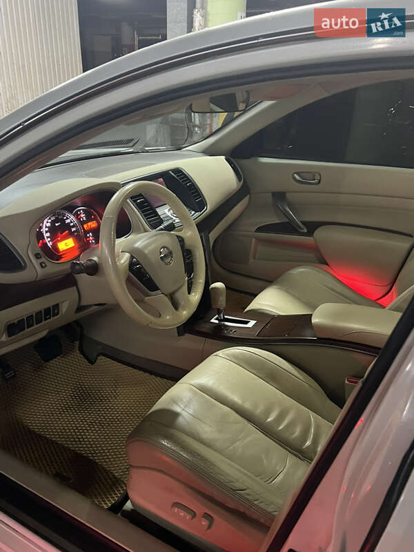 Седан Nissan Teana 2011 в Киеве