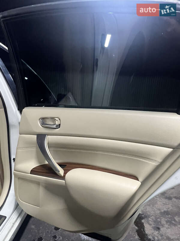 Седан Nissan Teana 2011 в Киеве