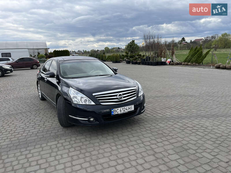 Седан Nissan Teana 2008 в Львові