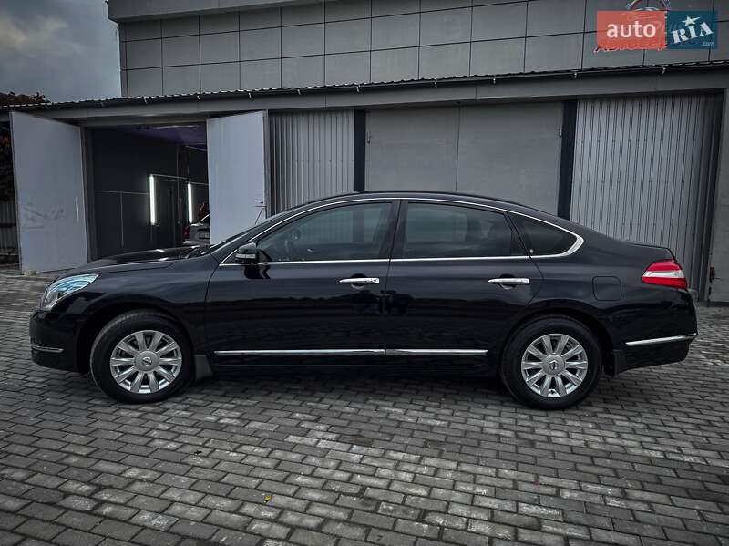 Nissan Teana 2012