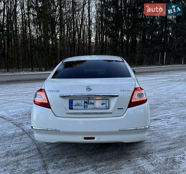 Седан Nissan Teana 2013 в Вінниці