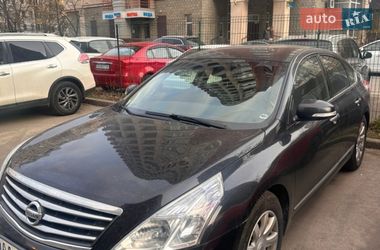 Седан Nissan Teana 2011 в Киеве