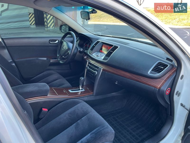 Седан Nissan Teana 2012 в Києві