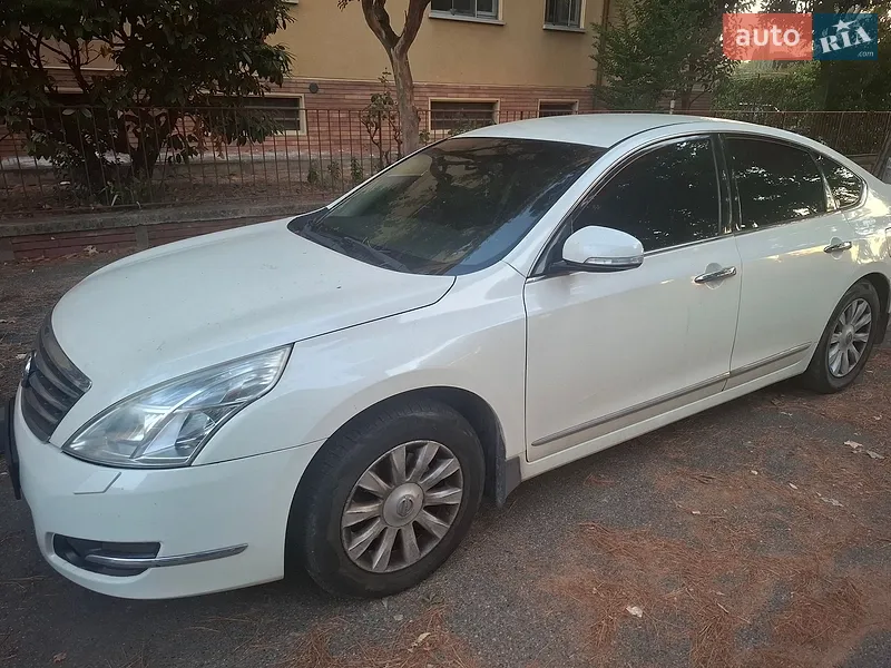 Nissan Teana