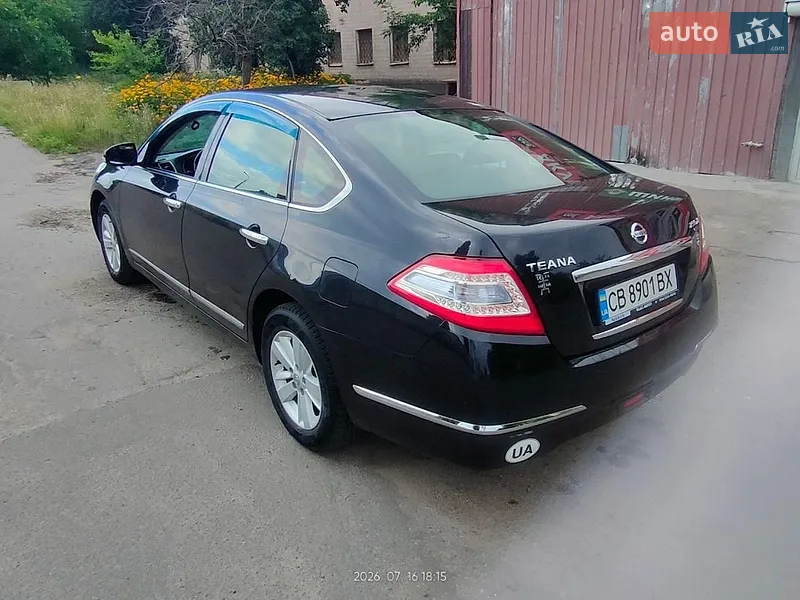 Nissan Teana