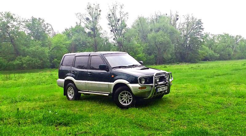 Позашляховик / Кросовер Nissan Terrano II 1999 в Києві