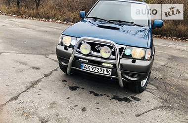 Внедорожник / Кроссовер Nissan Terrano II 2001 в Харькове