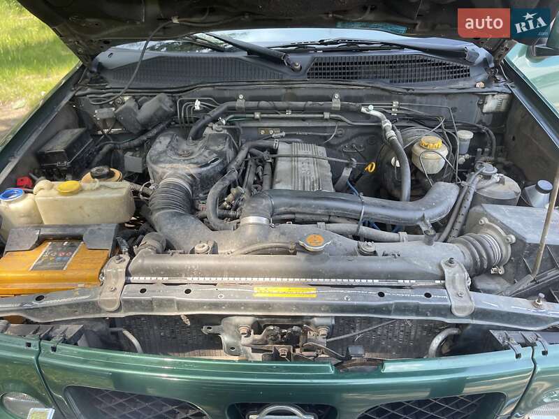 Позашляховик / Кросовер Nissan Terrano II 1997 в Дніпрі