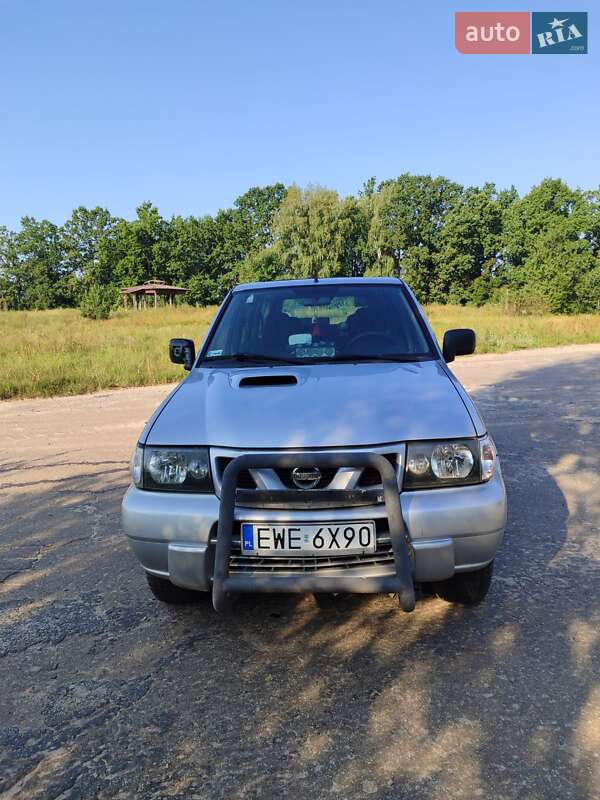 Позашляховик / Кросовер Nissan Terrano II 2003 в Житомирі