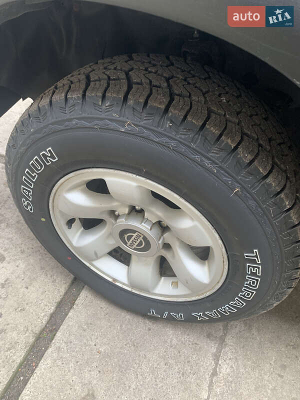 Внедорожник / Кроссовер Nissan Terrano II 2005 в Подольске