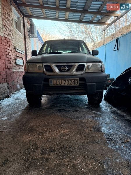Внедорожник / Кроссовер Nissan Terrano II 2003 в Славянске
