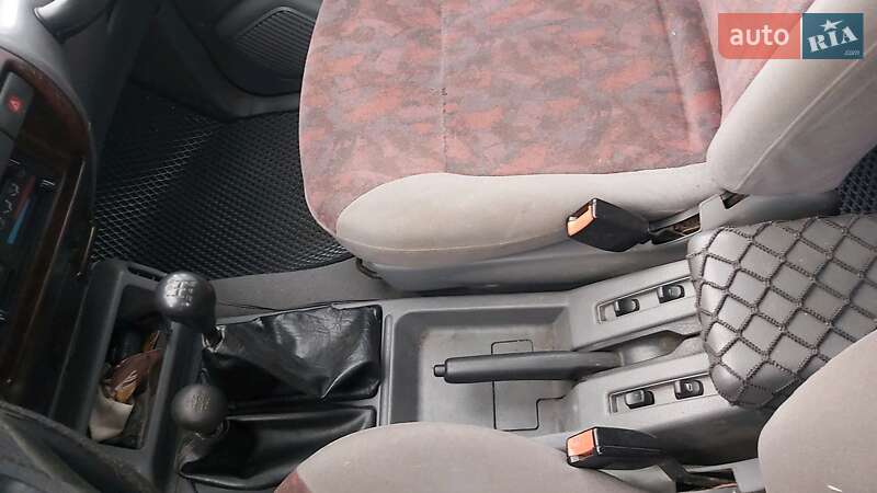 Nissan Terrano 1997
