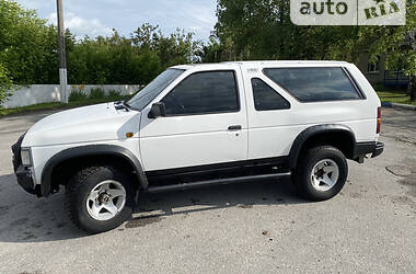 Внедорожник / Кроссовер Nissan Terrano 1989 в Кагарлыке