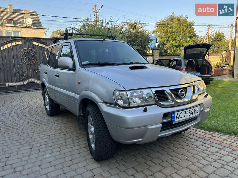 Внедорожник / Кроссовер Nissan Terrano 2003 в Нововолынске фото 12 Внедорожник / Кроссовер Nissan Terrano 2003 в Нововолынске