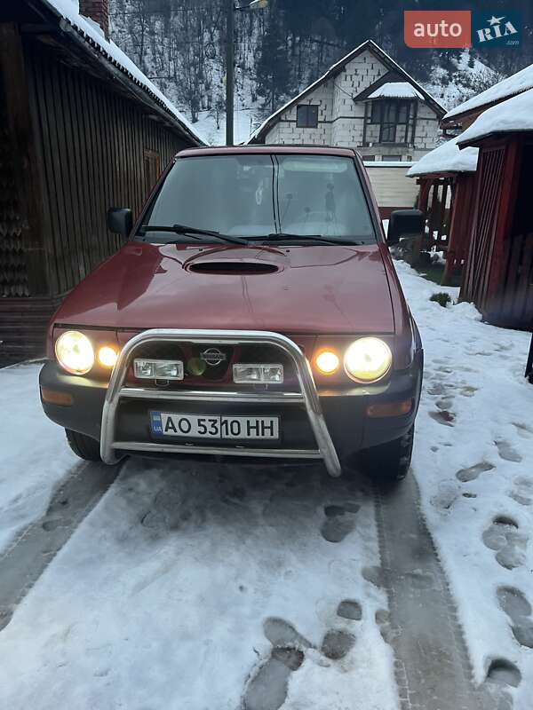 Позашляховик / Кросовер Nissan Terrano 1996 в Ужгороді фото 4 Позашляховик / Кросовер Nissan Terrano 1996 в Ужгороді