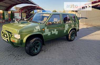 Позашляховик / Кросовер Nissan Terrano 1992 в Надвірній