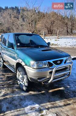 Внедорожник / Кроссовер Nissan Terrano 2001 в Верховине