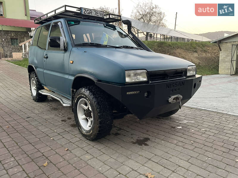 Позашляховик / Кросовер Nissan Terrano 1994 в Нижньому Березові