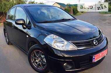 Хетчбек Nissan TIIDA 2012 в Одесі