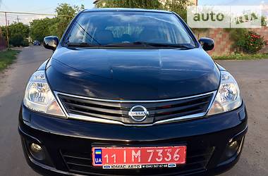 Хэтчбек Nissan TIIDA 2012 в Одессе