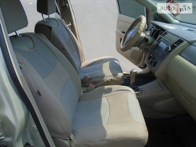 Хетчбек Nissan TIIDA 2006 в Одесі